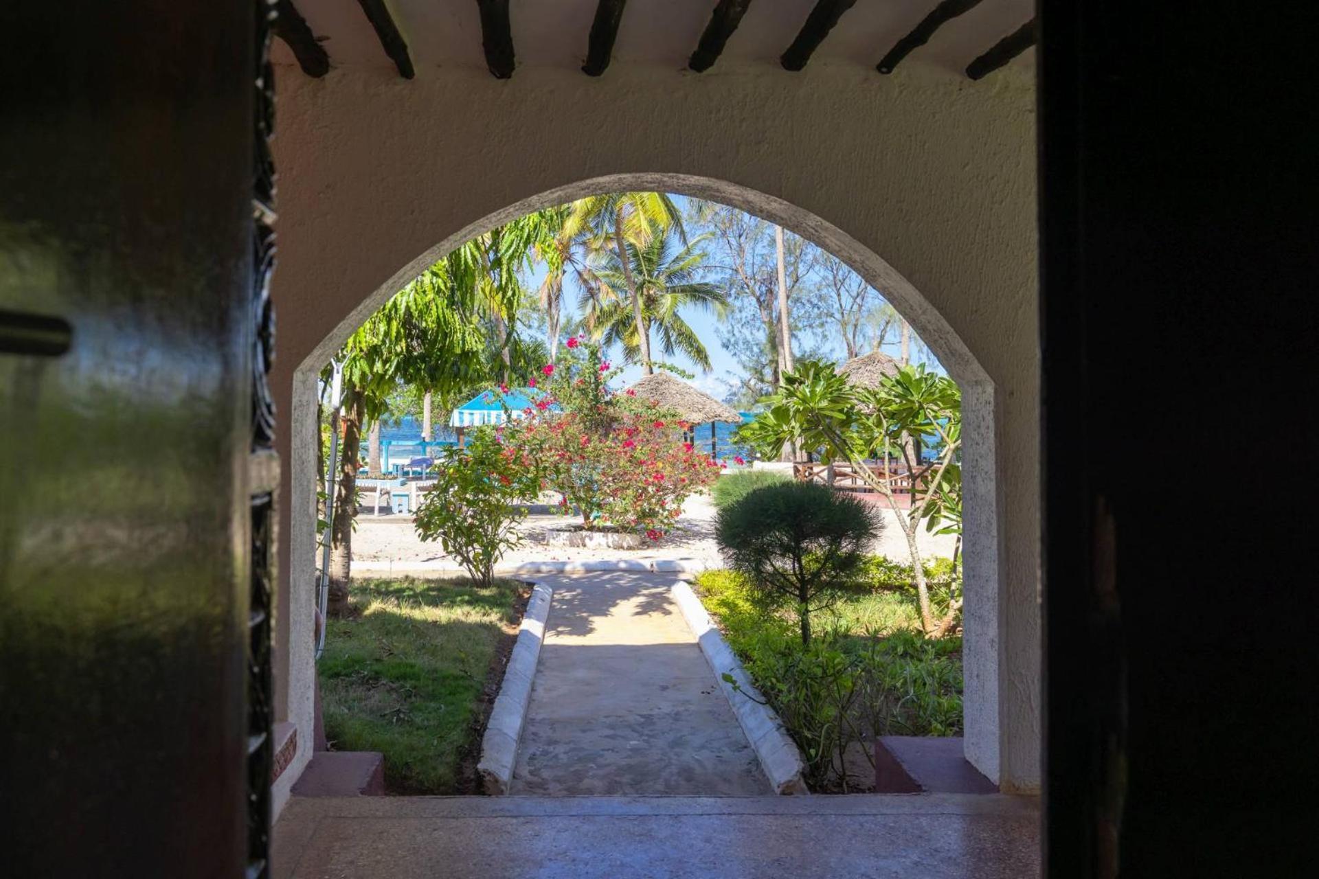 F-Zeen Boutique Hotel Zanzibar Uroa Exterior foto